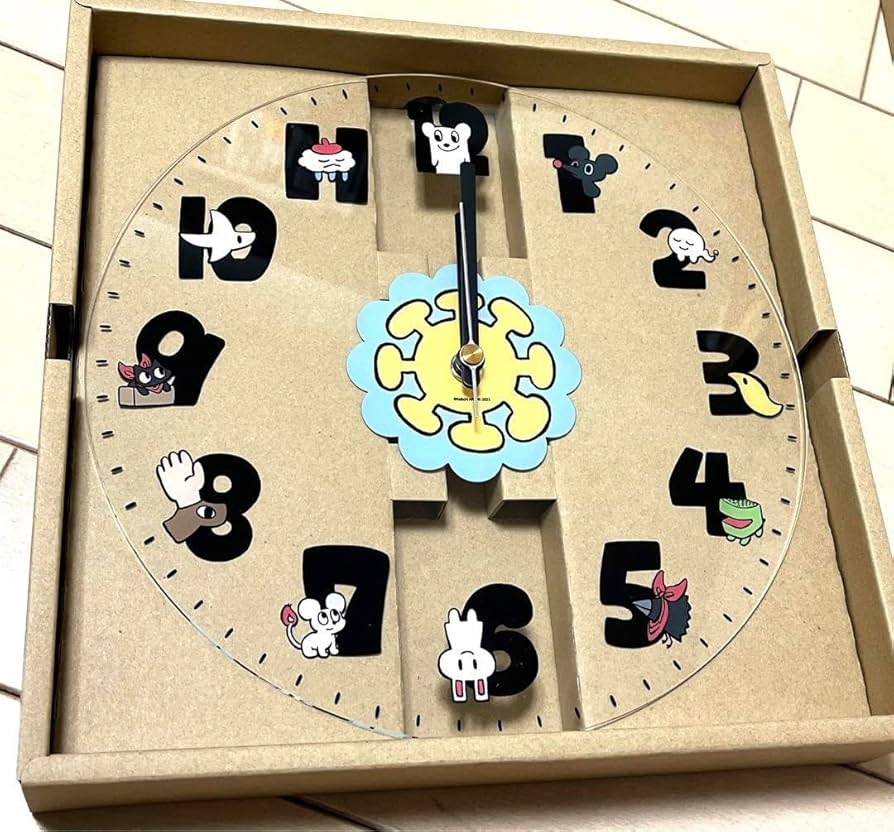 Amazon.co.jp: 日常 あらゐけいいち展 アクリル時計 掛け時計 : ホーム