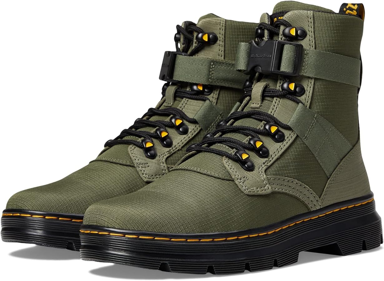Amazon | Dr. Martens Combs Tech II, カーキグリーン, 9 Women/8 Men