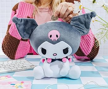 Amazon.com: Silver Buffalo Sanrio Hello Kitty and Friends Kuromi