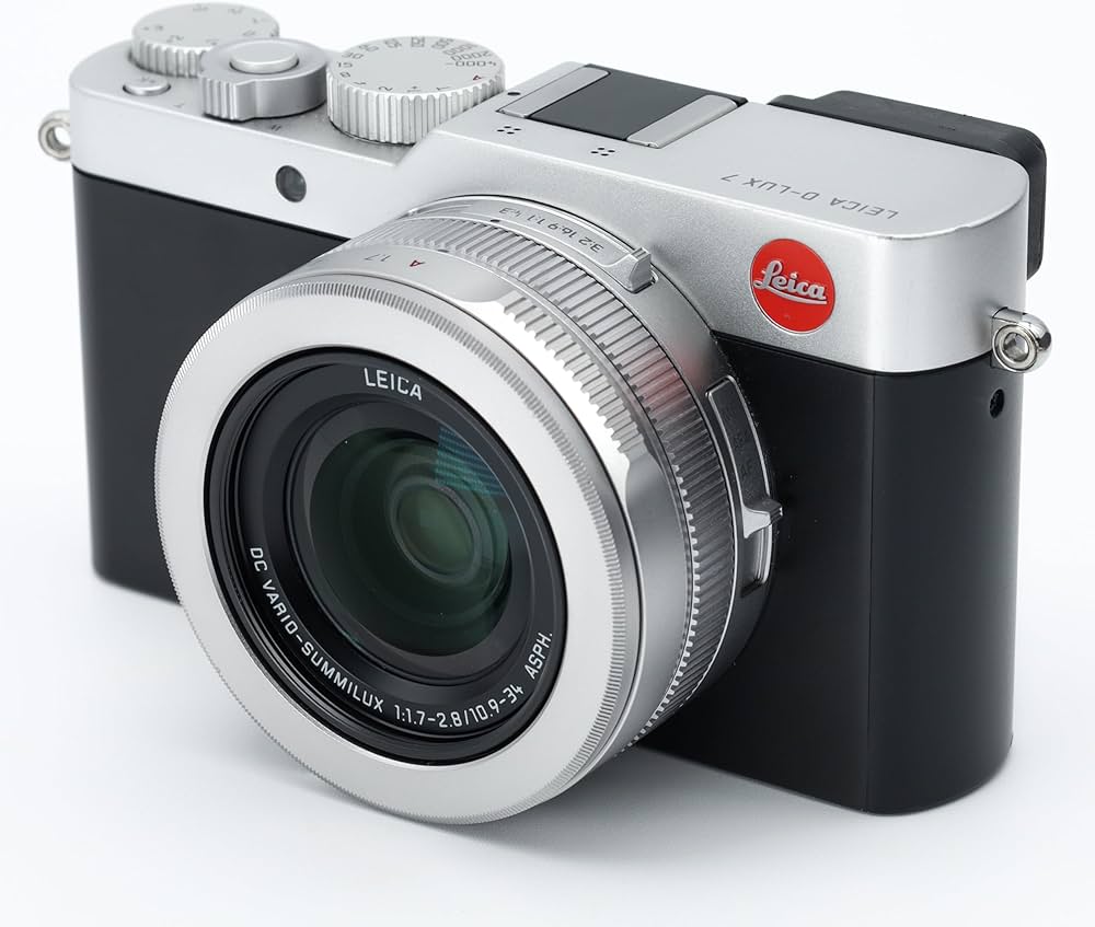 Amazon | Leica(ライカ) ライカD-LUX7 大型センサー搭載デジタルカメラ