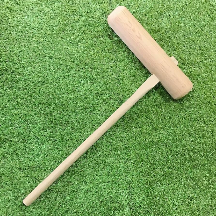 Amazon | 【日本製】ミズキ 餅つき 杵 大人用 （樫製） | ノーブランド