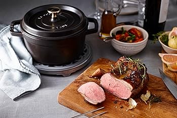 Amazon.com: STAUB 40509-487-0 Cocotte Round 20cm Black: Home & Kitchen