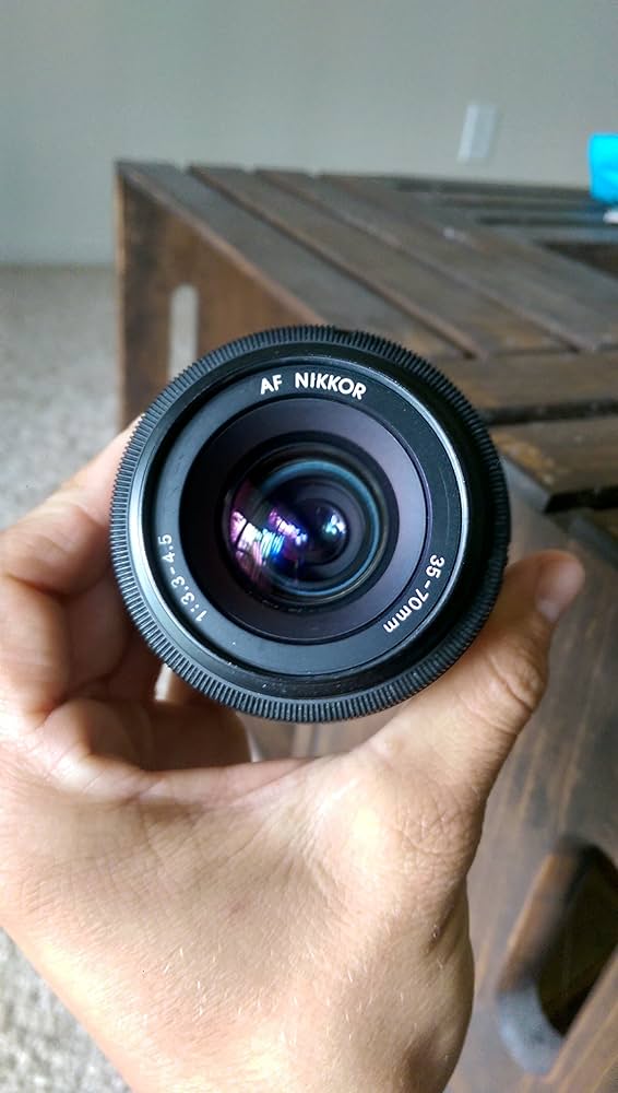 Amazon.co.jp: Nikon AF Nikkor 35-70mm f/3.3-4.5レンズ。 : 家電＆カメラ