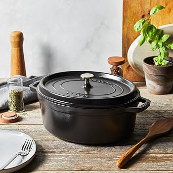 Amazon｜ストウブ(Staub) 「 ピコ ココット オーバル ブラック 31cm