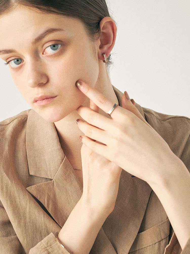 Amazon | [エテ] [ロウ] スクエア ハグイヤリング 842040 FREE