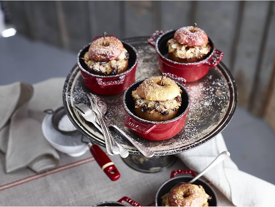 Amazon.com: staub La Cocotte Round 40509-799 Mini Pico Cocotte