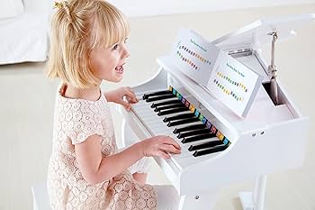 Amazon.com: Hape Deluxe White Grand Piano | Thirty Key Piano Toy