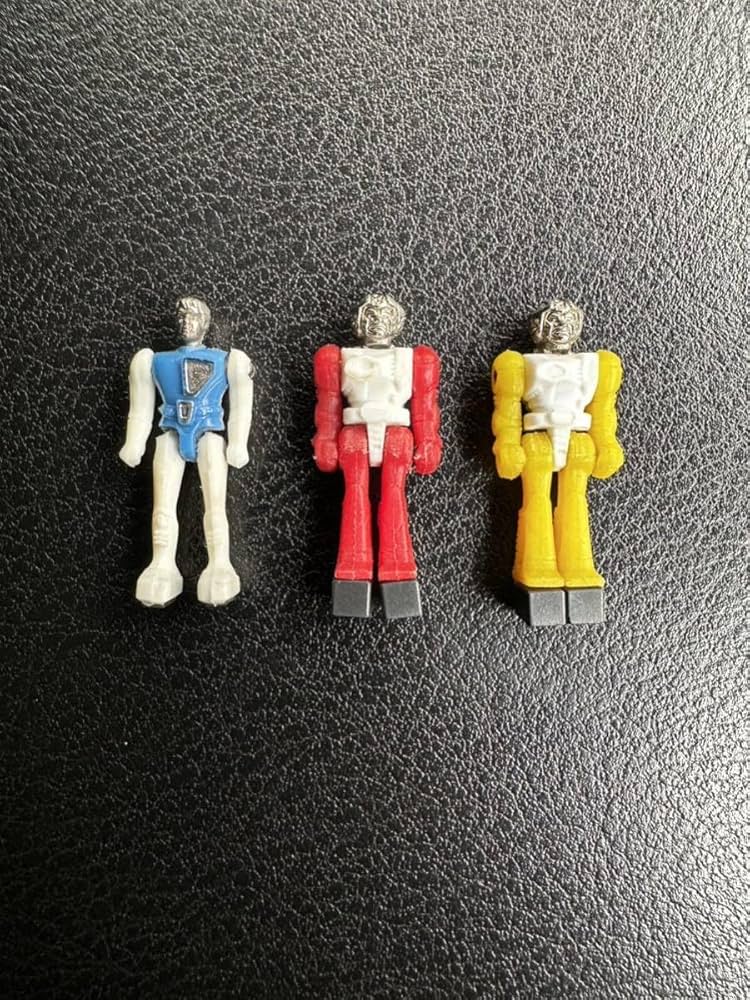 Amazon.co.jp: 希少 旧タカラ ダイアクロン隊員 3体 ミクロマン