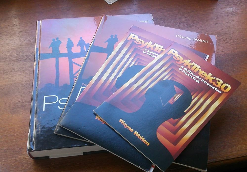 Amazon.com: Psychology: Themes and Variations, 8th Edition