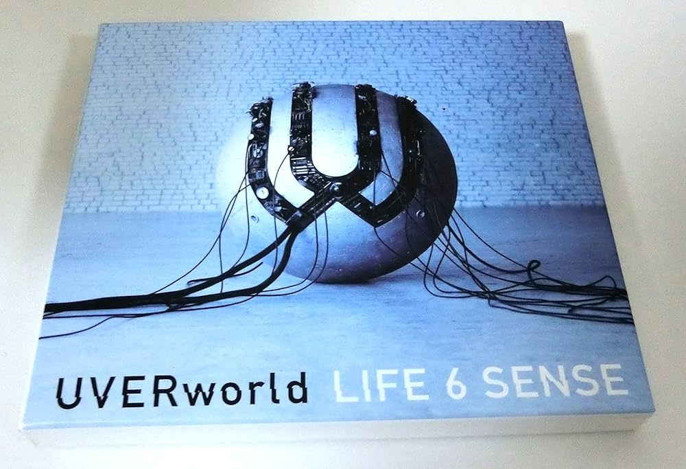 Amazon.co.jp: LIFE 6 SENSE(初回限定盤) - UVERworld (DVD付