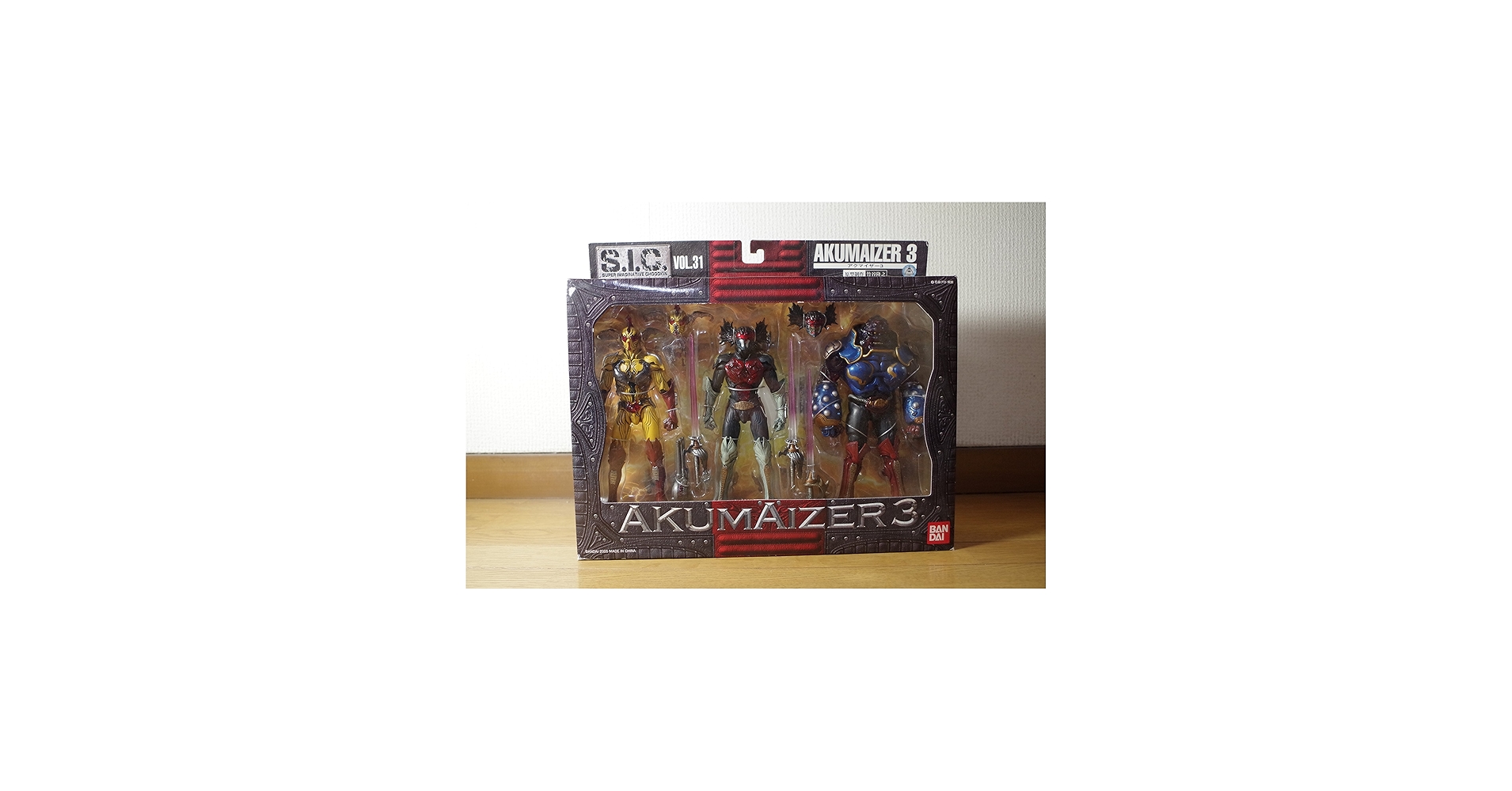 Amazon.com: S.I.C.VOL.31 Akumaizer 3 (japan import) : Toys & Games
