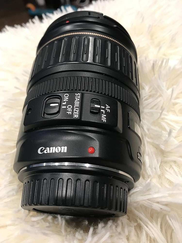 Amazon.com : Canon EF 28-135mm f/3.5-5.6 is USM Standard Zoom Lens