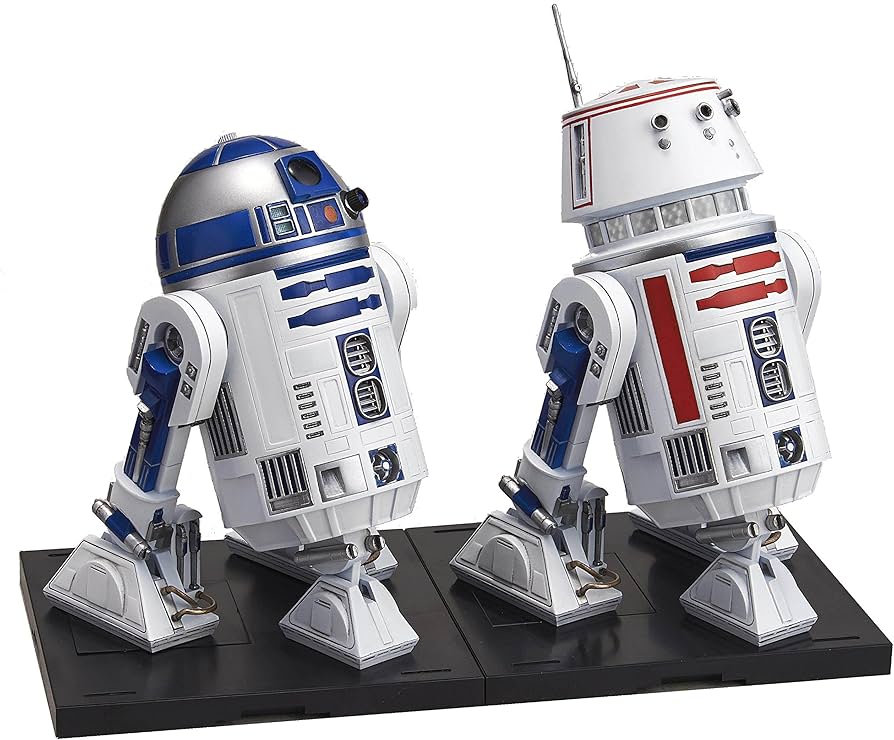 Amazon.com: Bandai Hobby Star Wars Character Line 1/12R2-D2 & R5
