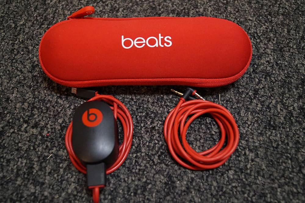 Amazon.com: Beats Pill 2.0 Portable Speaker - Red : Electronics