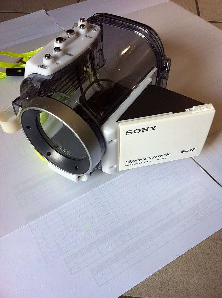 Amazon.com : Sony SPK-HCD Waterproof Sports Pack for underwater