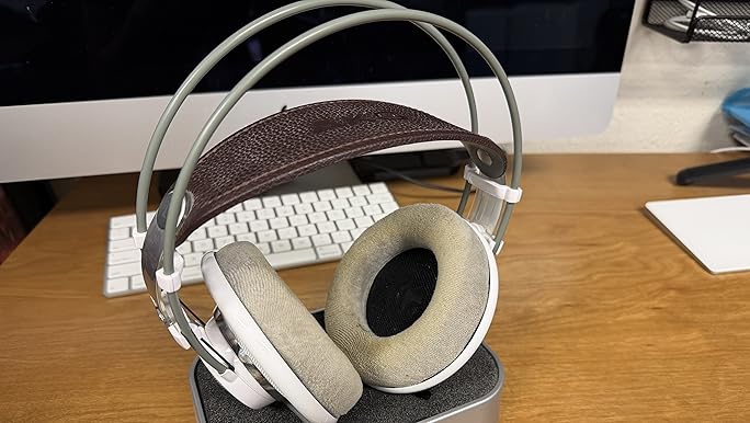 Amazon.com: AKG K 701 Ultra Reference Class Stereo Headphone Level
