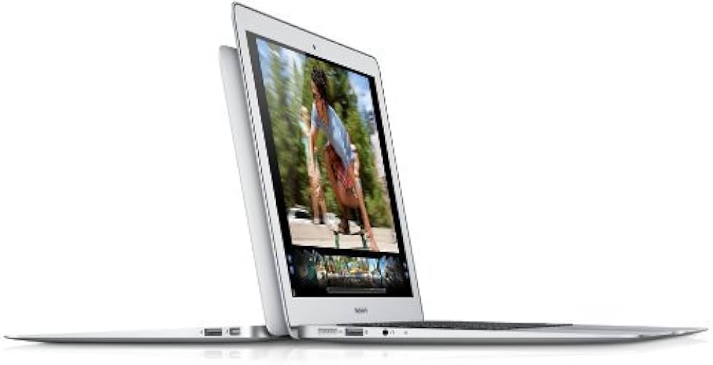 Amazon | 【整備済み品】 Apple MacBook Air Mid 2012(11インチAir,4GB
