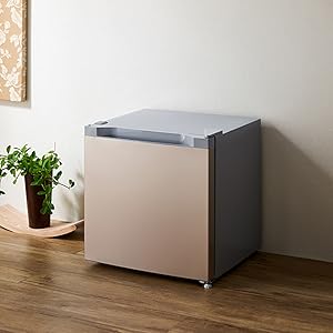 Amazon | アイリスプラザ 冷凍庫 31L ゴールド 幅47cm PF-A31FD-N 直冷