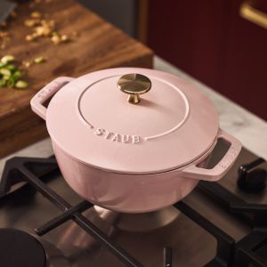 Amazon.co.jp: staub ストウブ 「 ワナベ ソルベローズ M 18cm