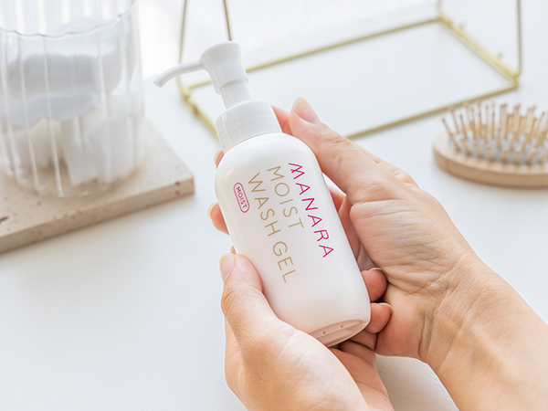 Amazon | MANARA マナラ モイストウォッシュゲル しっとり120ml (洗顔
