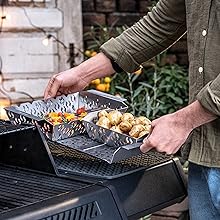 Amazon.com: ZWILLING BBQ+ 4-pc Grill Smoker Set, Bamboo Cutting