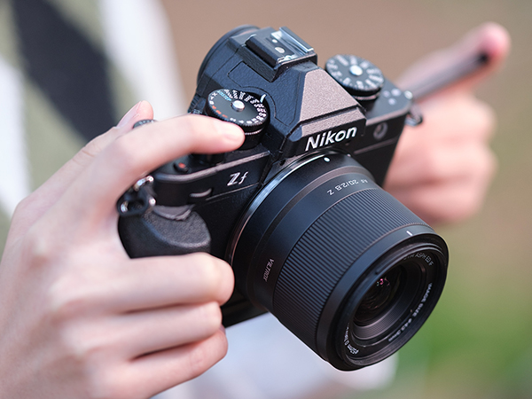 Amazon.com : VILTROX 20mm F2.8 Z-Mount Full Frame AF Prime Wide