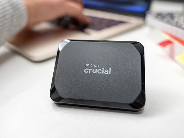 Amazon.com: Crucial X9 2TB Portable SSD, Up to 1050MB/s, USB 3.2