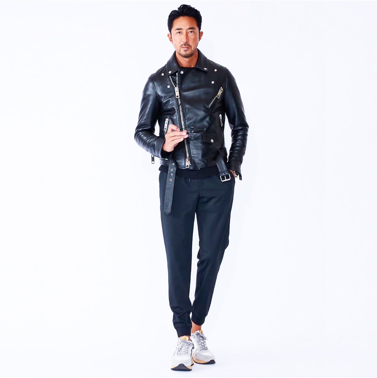 マットツイストジョガー ブラック – MINIMAL WARDROBE