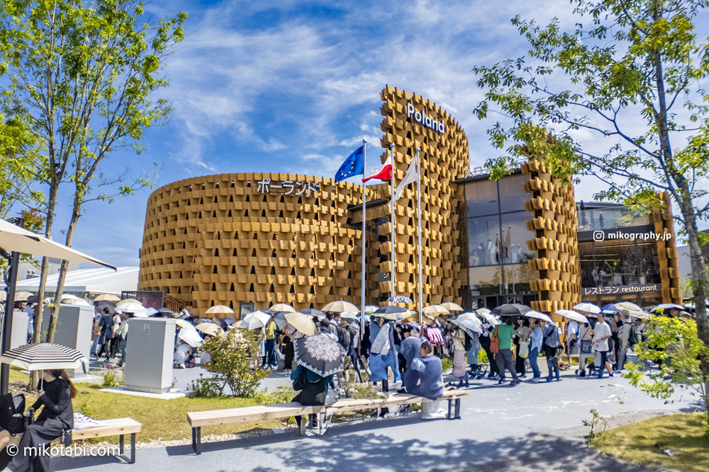 ポーランドパビリオン【関西万博】体験レビュー｜自分だけの“花”を描く