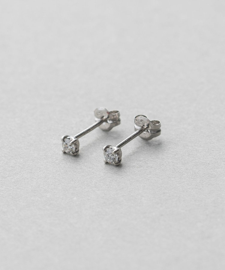 PT900 ダイヤモンド 0.1ct ピアス「ブライト」（470689） ｜ women