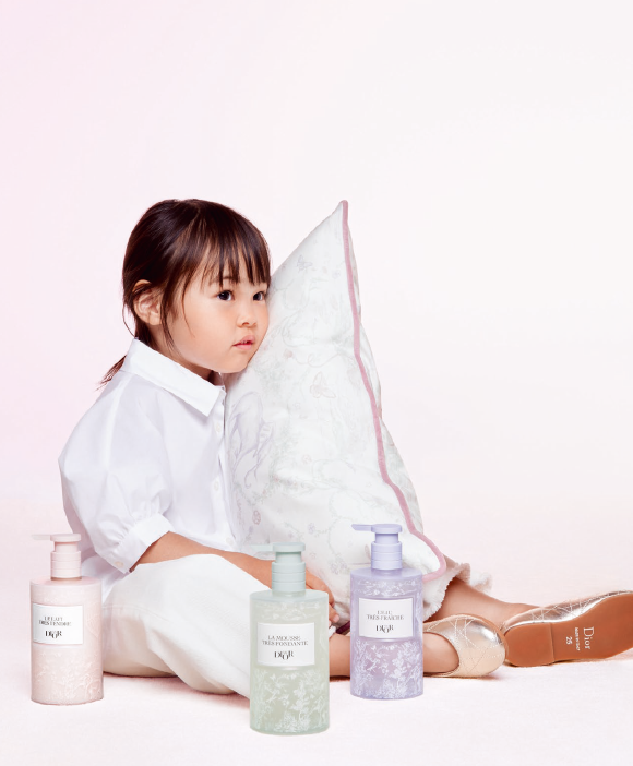 ベビーディオール〉より、子どものためのビューティーラインが登場