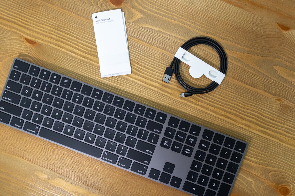 Magic Keyboard スペースグレイレビュー：カッコよすぎなダークカラー