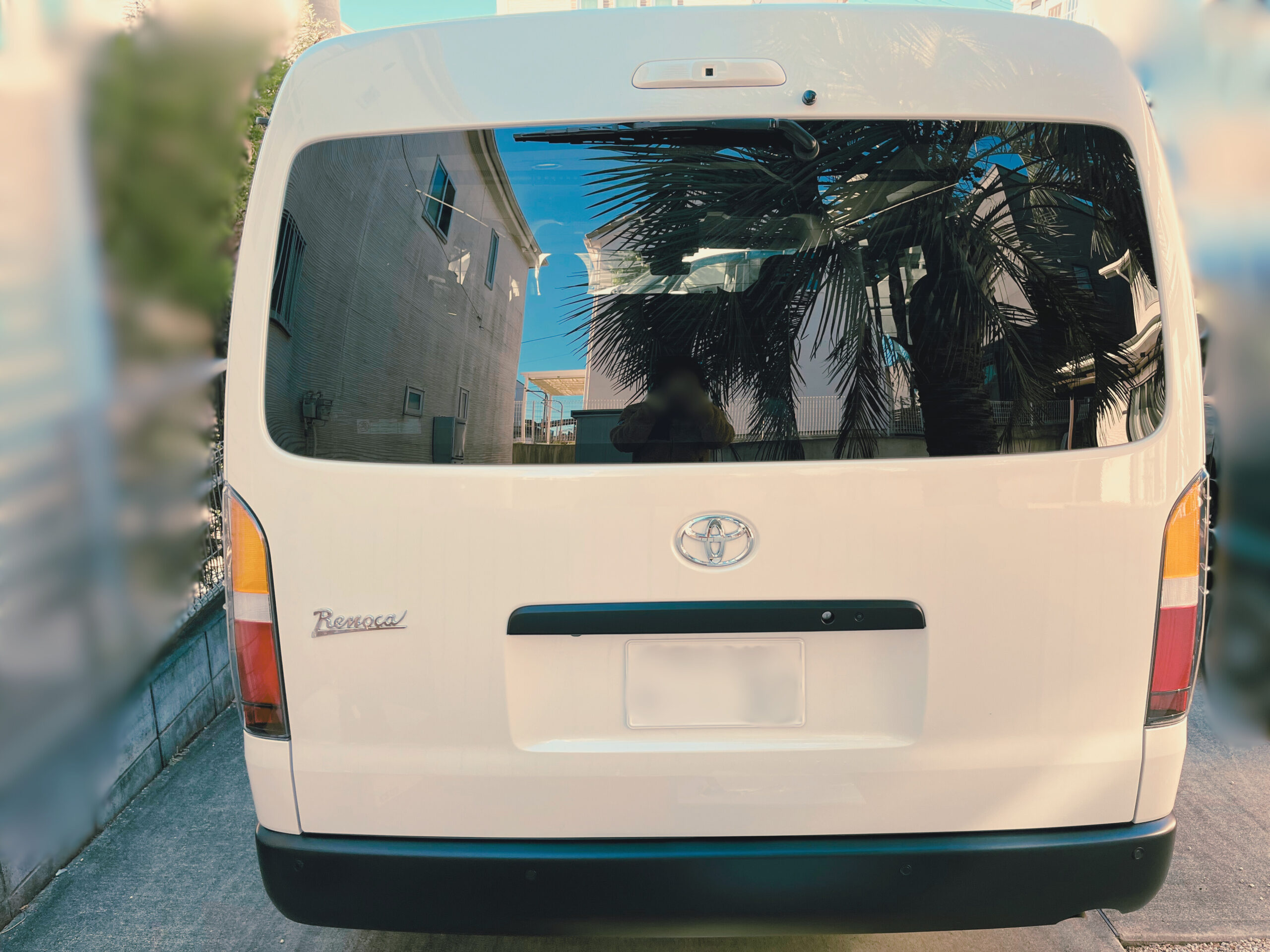 まるで100系？200系ハイエースのリアルックスをレトロに！テールランプ