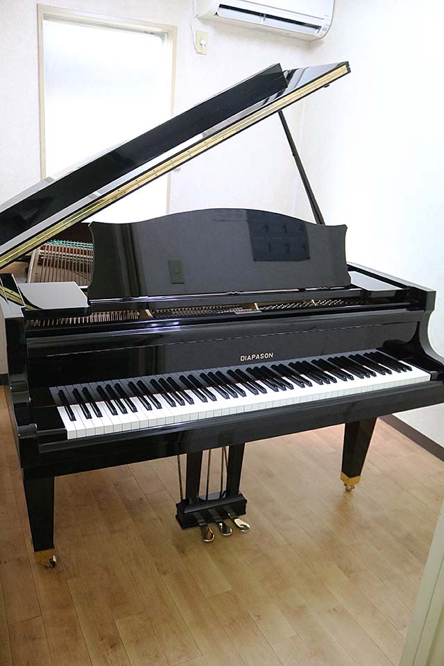 ディアパソン 183-E（1978年製）| 中古グランドピアノ販売
