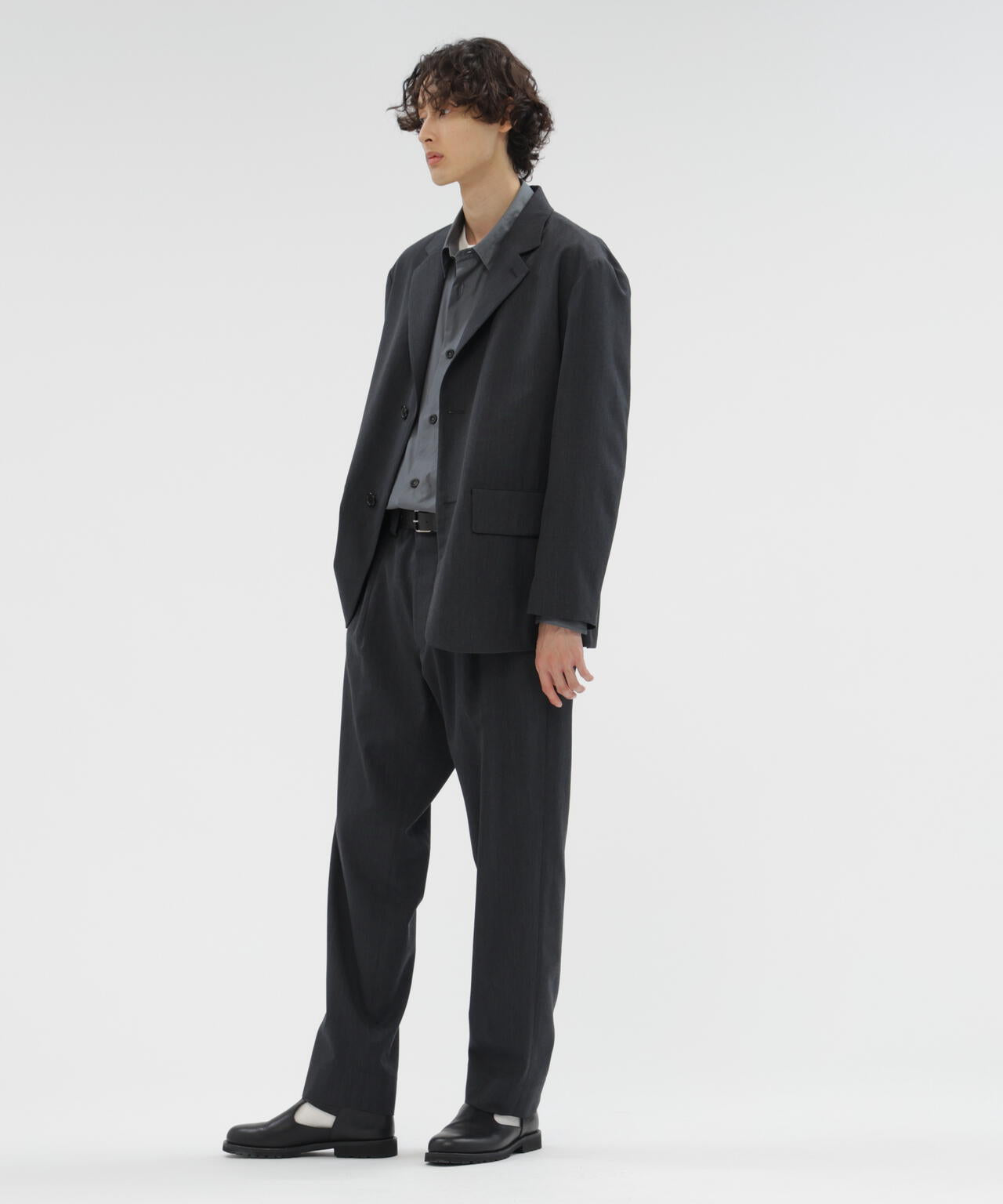 DRY WOOL SUITING TROUSERS | MARGARET HOWELL（マーガレット
