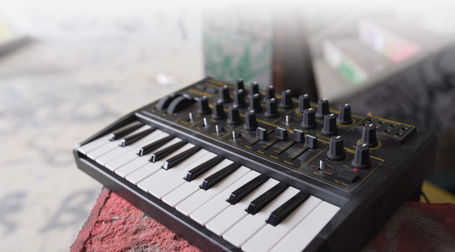 数量限定セール品あり！】Arturia/MicroBrute, DrumBruteの2機種に芸術