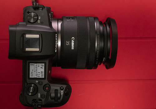 RF35mmF1.8にメタルレンズフードをつけてみた – mono-logue