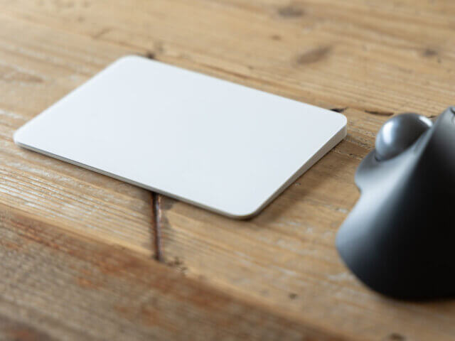 MacBook使いの僕が、トラックボールではなくMagic Trackpadを使う理由