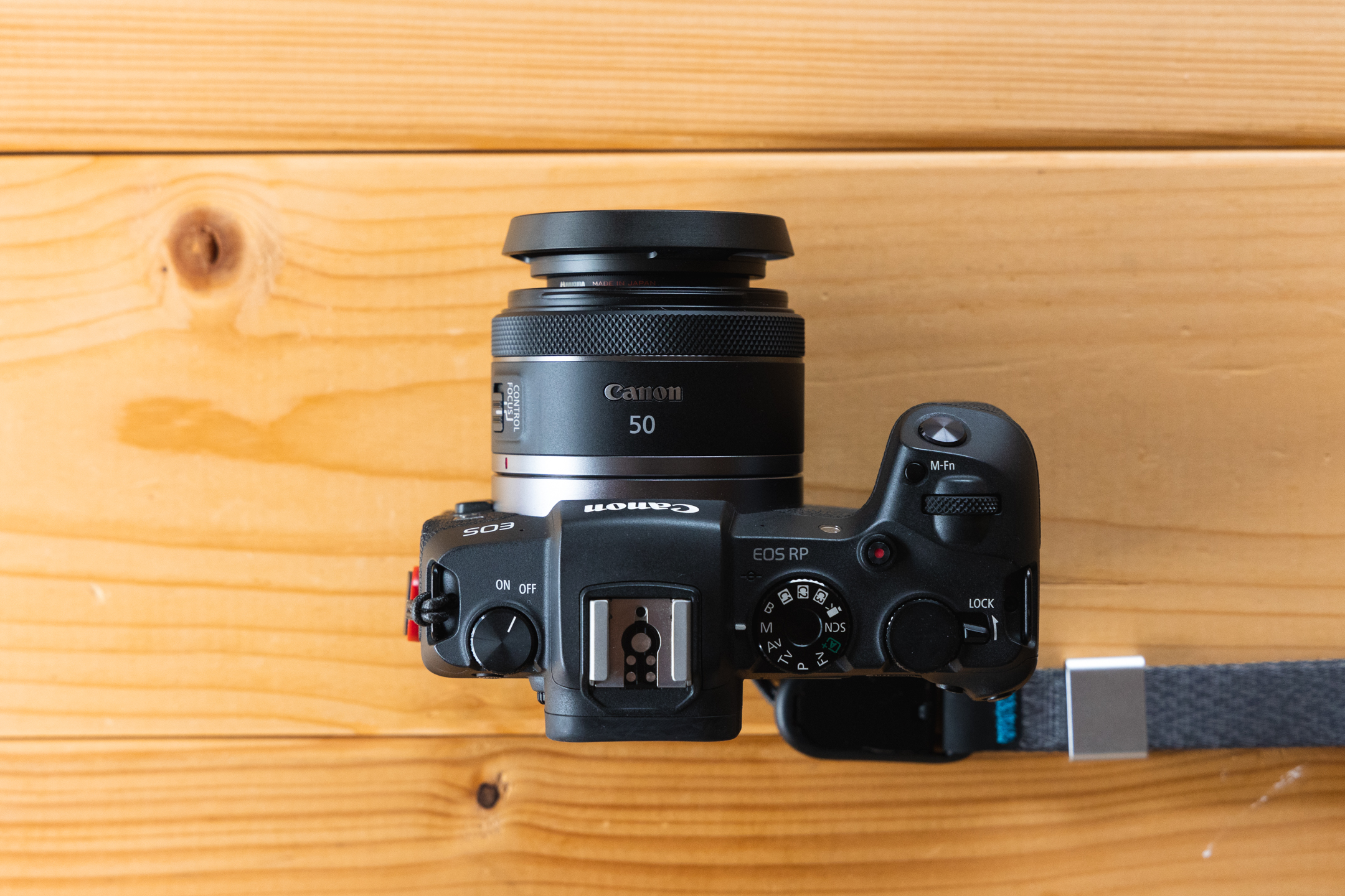 F-Fotoの金属製薄型レンズフード「クラシックメタルレンズフード」を