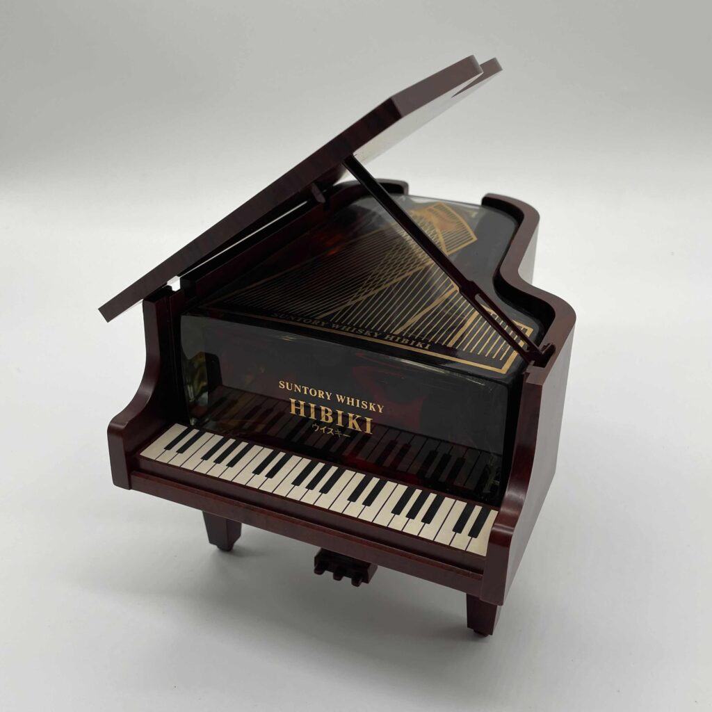 希少品 サントリー ウィスキー 響 ピアノ型ボトル 600ml 買取り致し