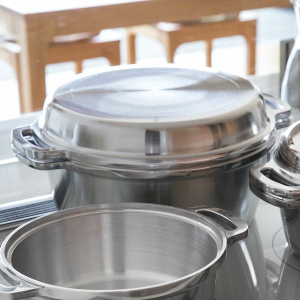 HALムスイ KING 無水鍋(R) 24 | キッチン雑貨・両手鍋 | モノギャラリー