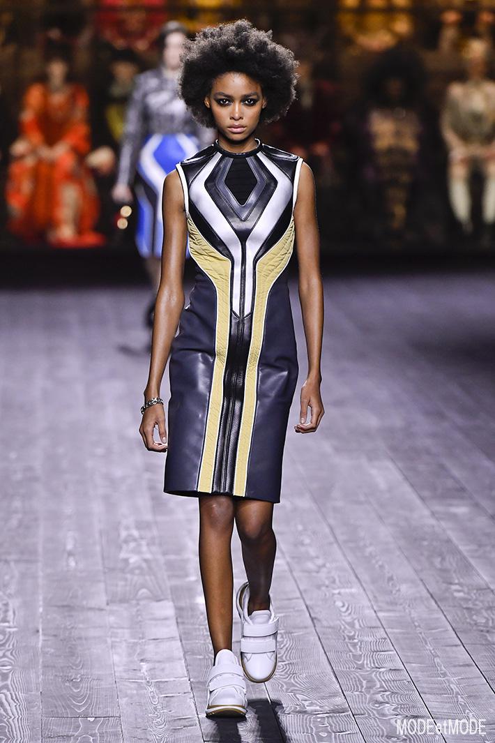 LOUIS VUITTON ルイ ヴィトン | MODEetMODE