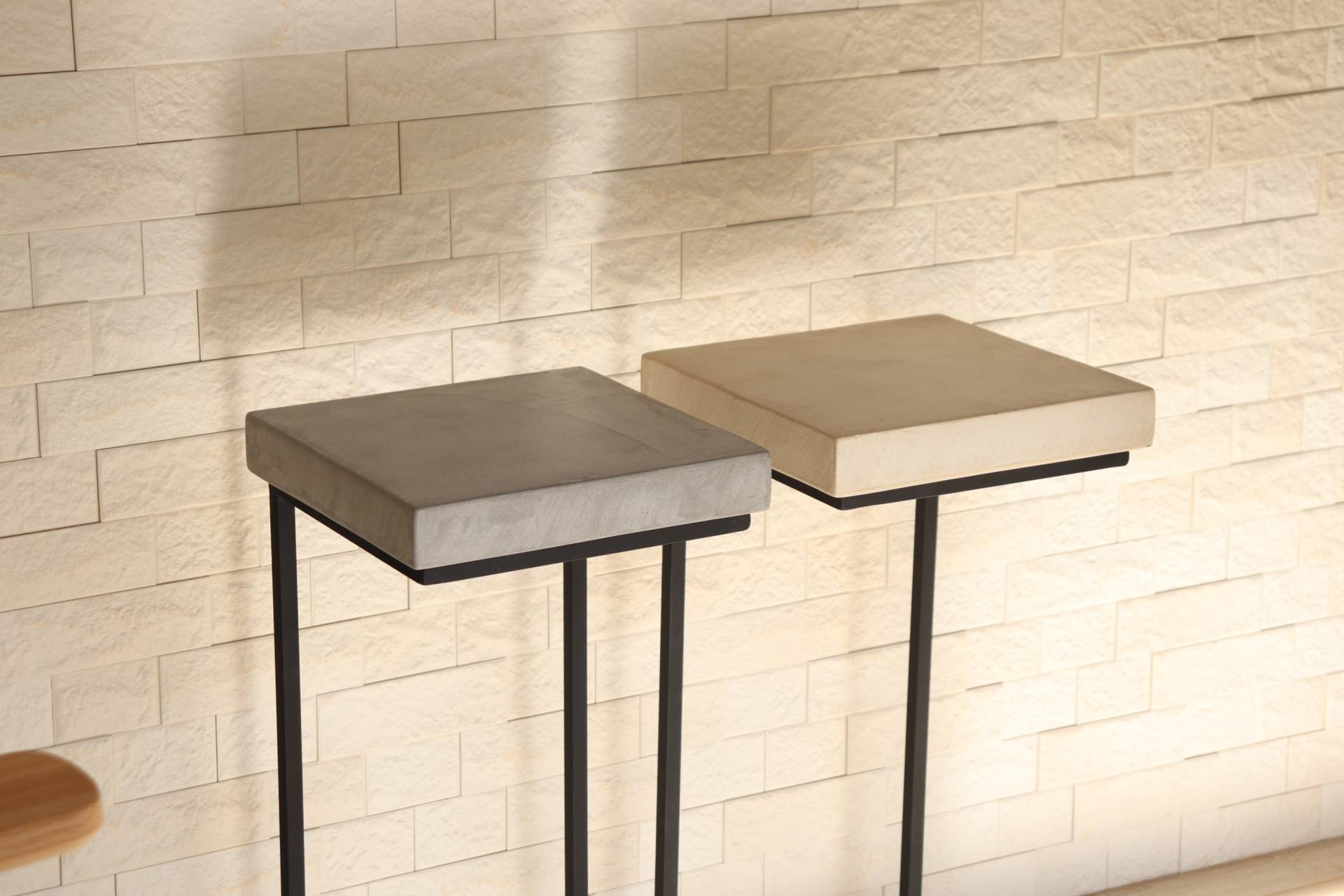 サイドテーブル W250㎜×D250㎜ H540㎜