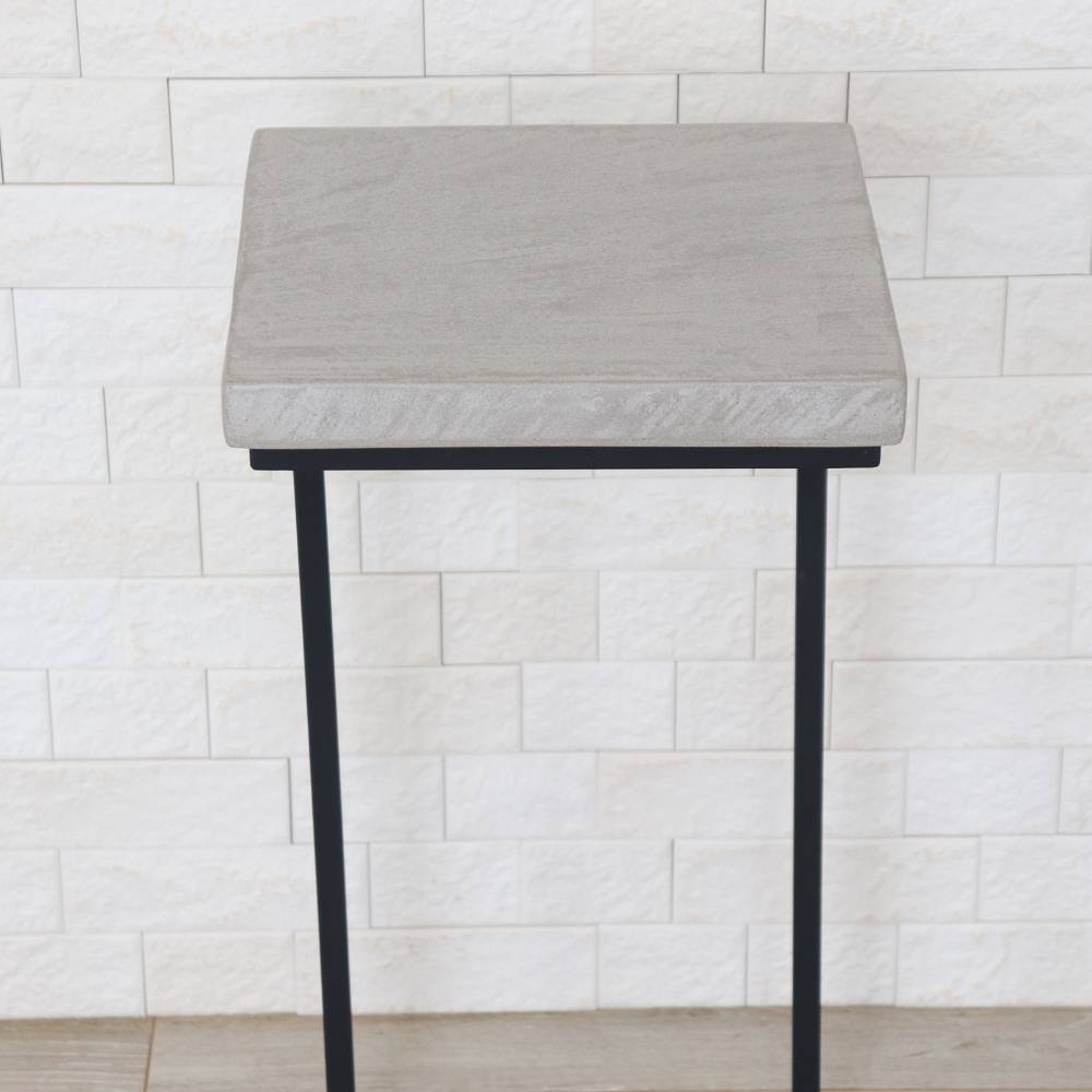 サイドテーブル W250㎜×D250㎜ H528㎜