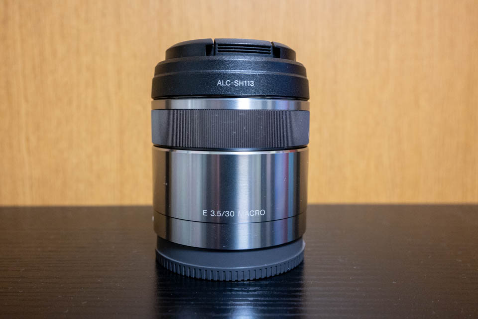 SONY E 30mm F3.5 macro (SEL30M35) レビュー