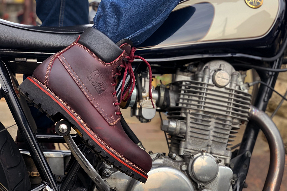 3.5万で買える一生モノ「ガエルネ 145」に新色ワインレッド登場！本気