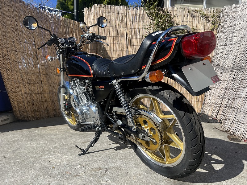 スズキ GS400 ブラック セブンキャスト ヨシムラショートタイプ