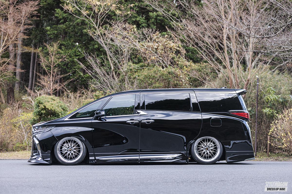 エアサスが重量級の40系アルファード＆ヴェルファイアの車高をあっ