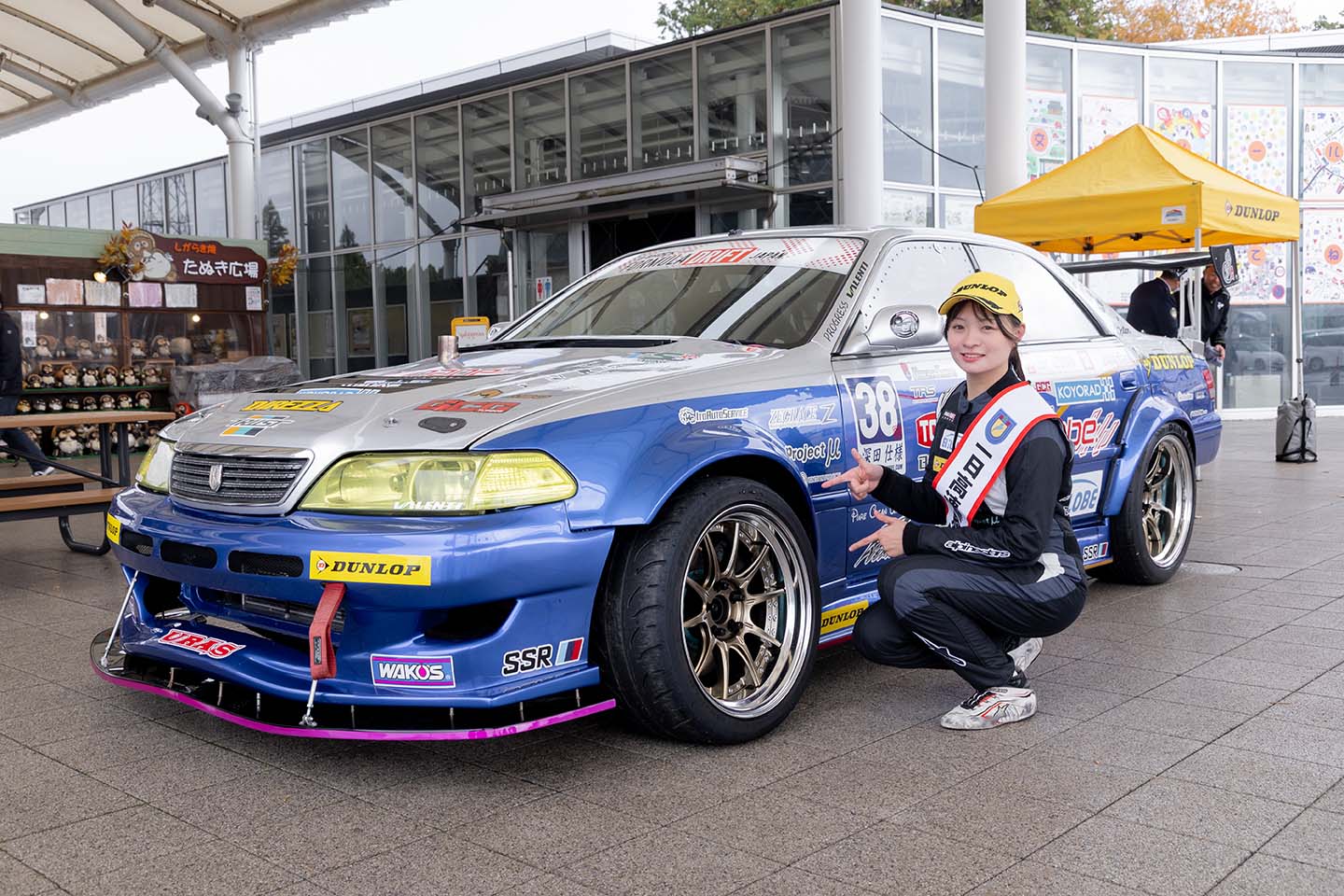 ドリフト女子が1日高速隊長に就任!?」滋賀県で実現した異色の交通安全