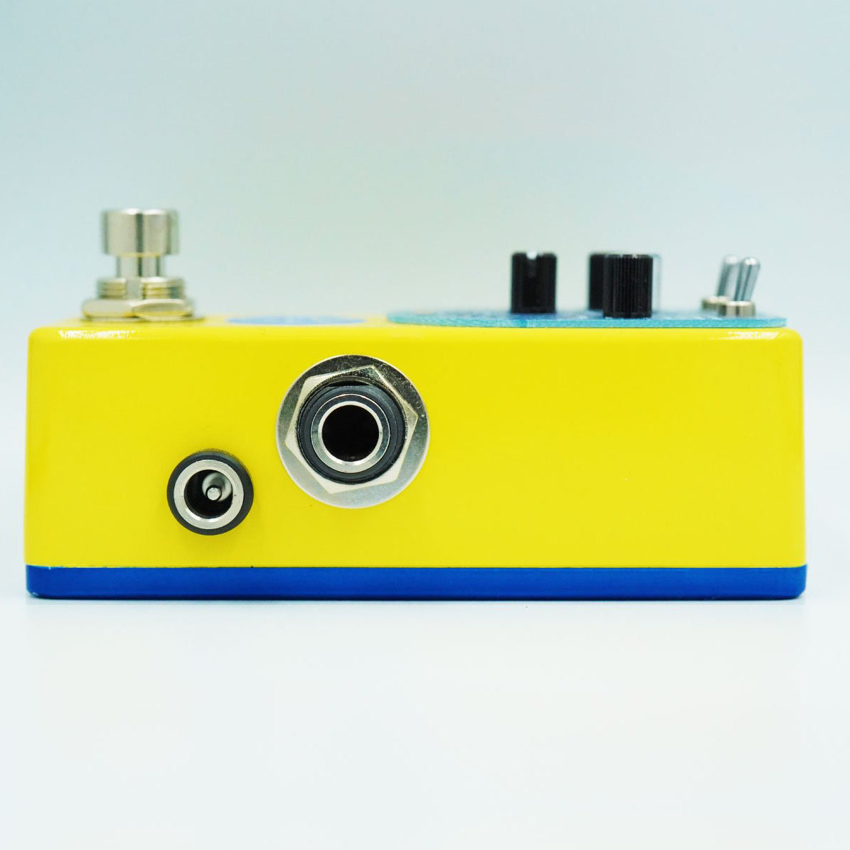 Bananana Mandala Glitch – Motor City Guitar